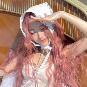 Im Yeojin gallery image