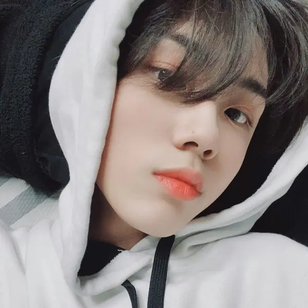 Seongmin gallery image