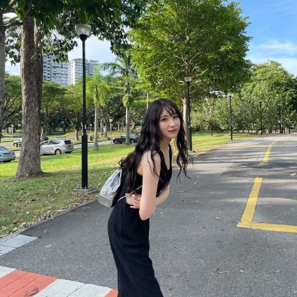 Chaeyeon gallery image