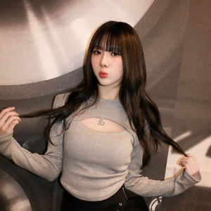 Yoohyeon gallery image