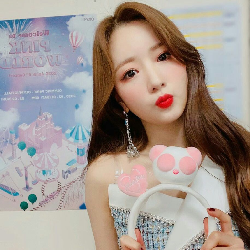Larawan sa gallery ni Bomi