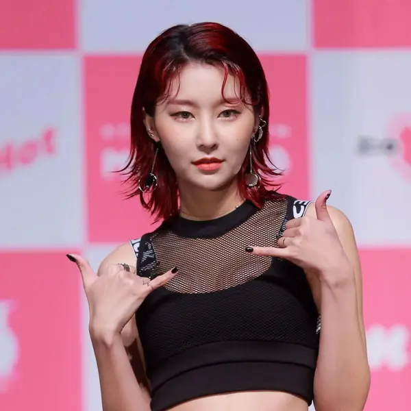 Hyebin gallery image