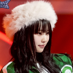 Kim Doyi gallery image