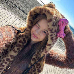 Harvey gallery image