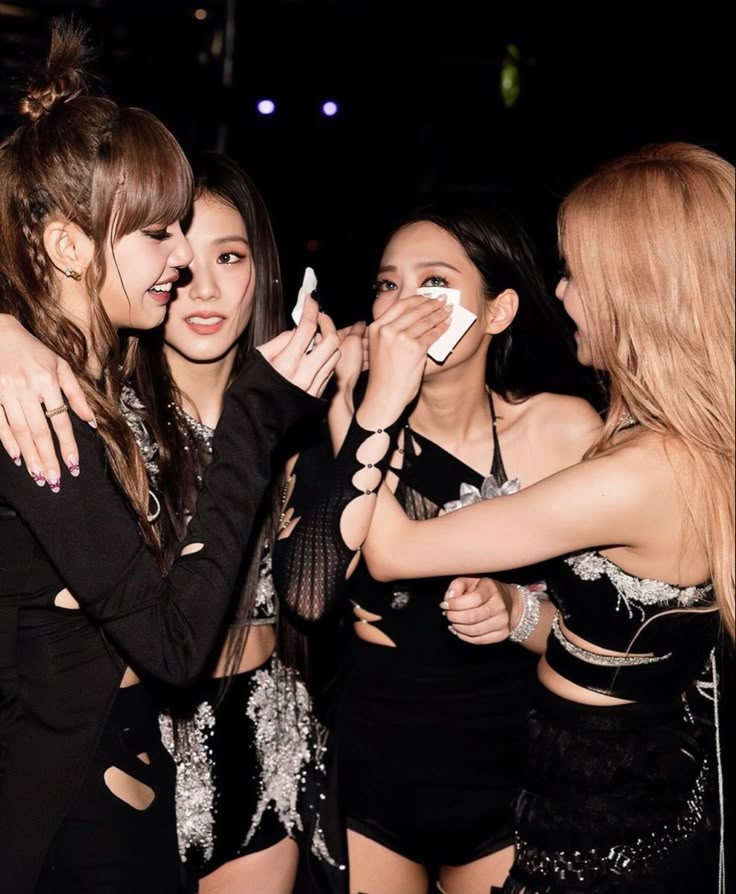 BLACKPINK photo