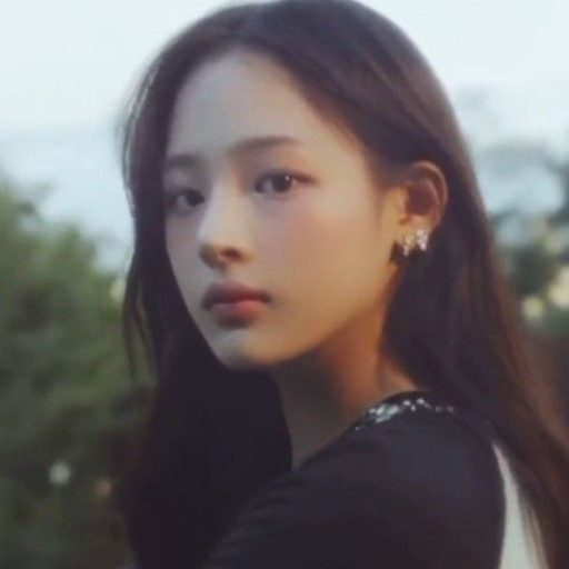 Minji gallery image