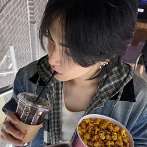 Seunghan gallery image