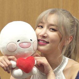 Soyeon gallery image