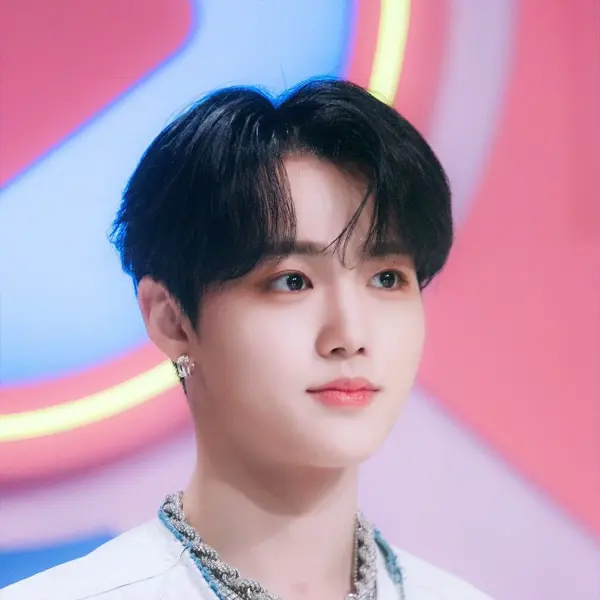 Kim Doyoung gallery image