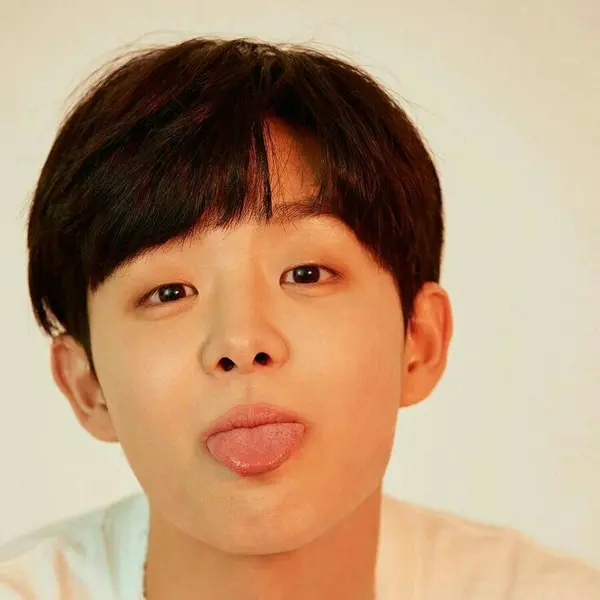 Park Jihoon gallery image