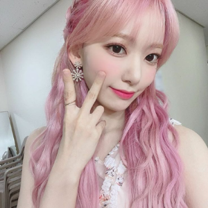 Sakura gallery image