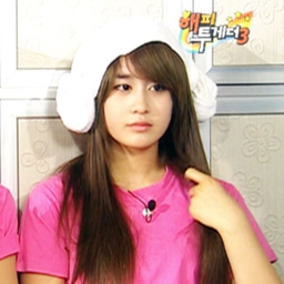 Jiyeon gallery image