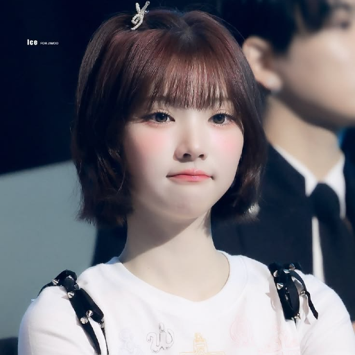 Jiwoo gallery image