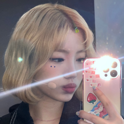 Hyunbin gallery image