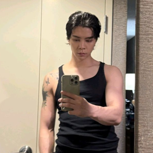 Johnny gallery image