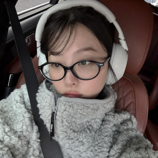Seulgi gallery image