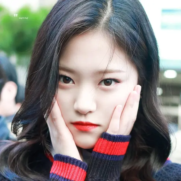 Hyunjin gallery image