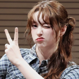 Chanelle Moon gallery image