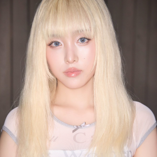 Larawan sa gallery ni Min Jiwoon