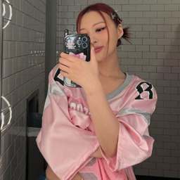 Siyeon gallery image