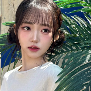 Park ShiOn gallery image