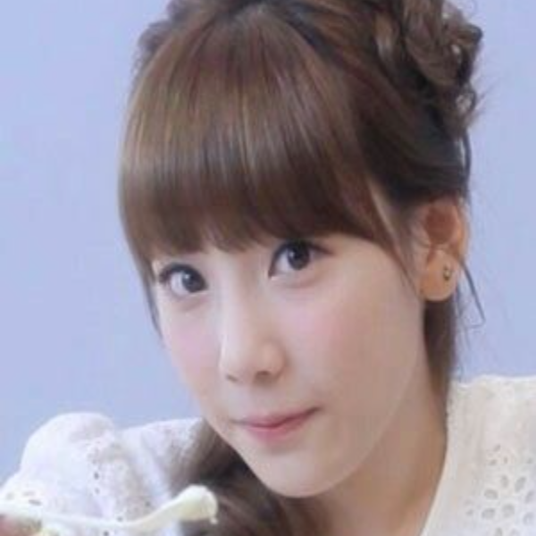 Taeyeon gallery image