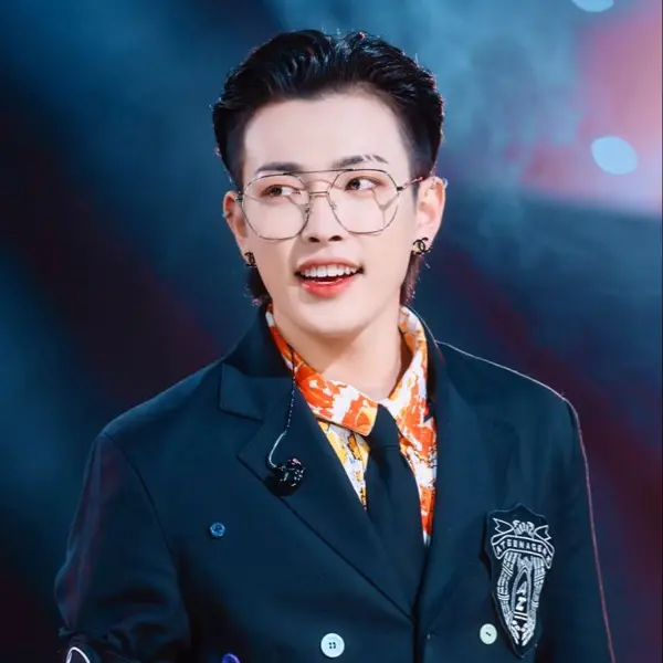 Hongjoong gallery image