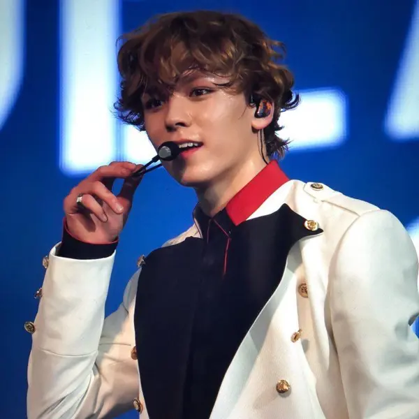 Vernon gallery image