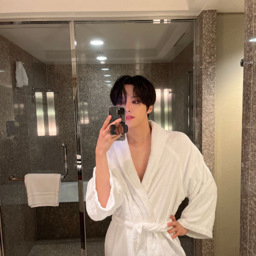 Choi In gallery image