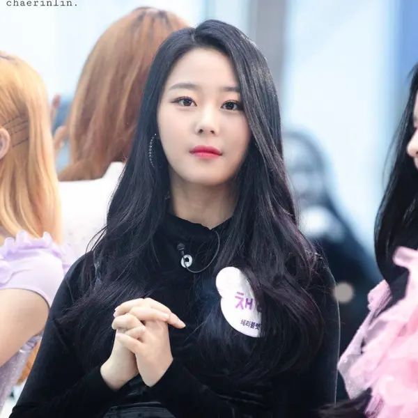 Chaerin gallery image