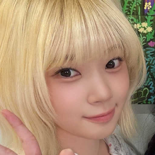 Larawan sa gallery ni Kotoko
