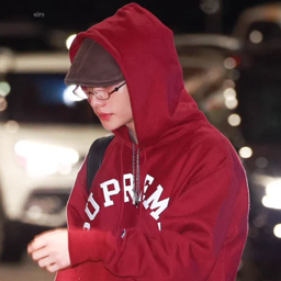 Hyunjin gallery image