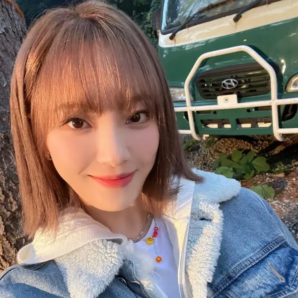 Moon Sua gallery image