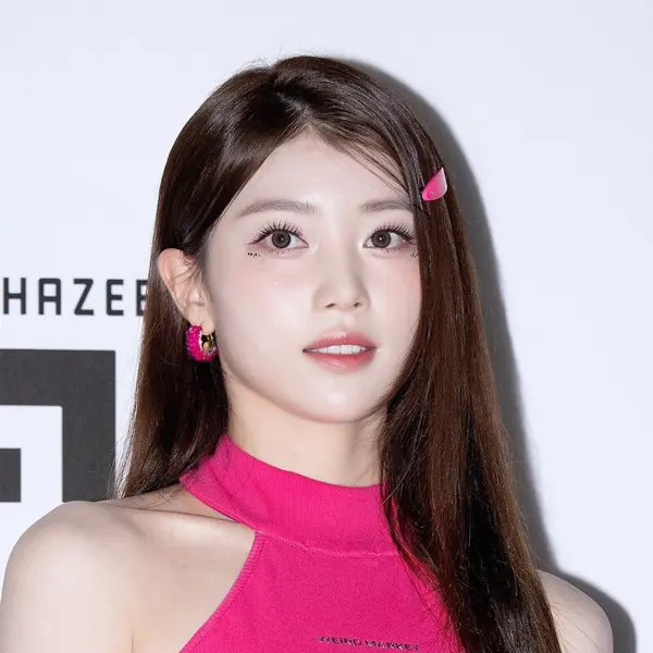 Xiaoting gallery image