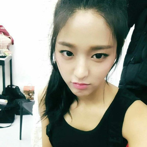 Seolhyun gallery image