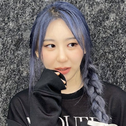 Chaeyeon gallery image