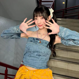 Hyerin gallery image