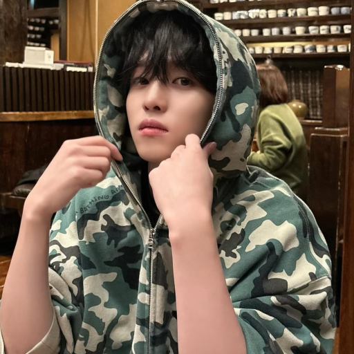 Larawan sa gallery ni Yujun