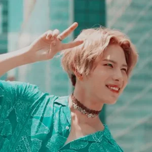 Seyoon gallery image