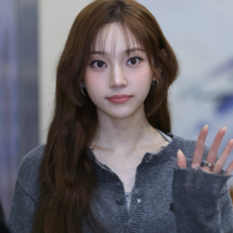 Youngseo gallery image