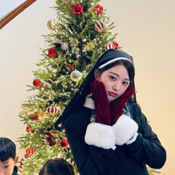 Wonyoung gallery image