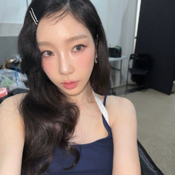 Taeyeon gallery image