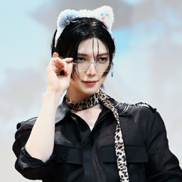 Yeosang gallery image