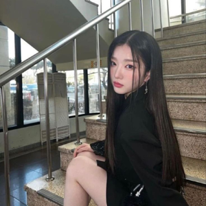 Kim YooYeon gallery image