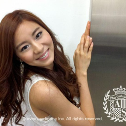 Kim Yujin gallery image