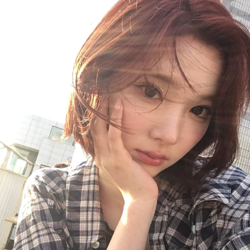 Jiwoo gallery image