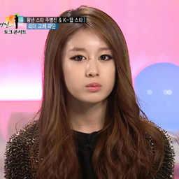 Jiyeon gallery image