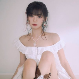 Hyeonju gallery image