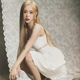 Gahyeon gallery image