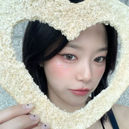 Hyunjin gallery image